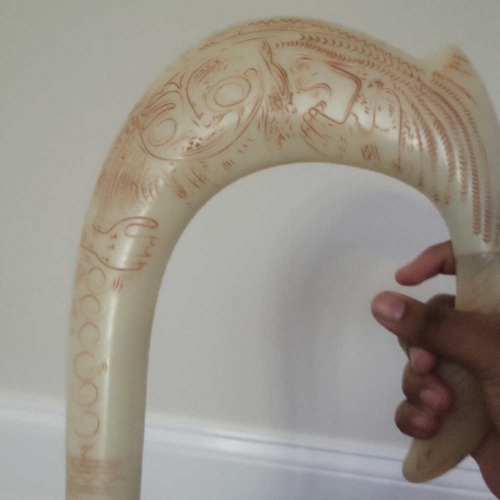 Disney Moana Maui's Enchanted Fish Hook in Cream and Brown - Picture 6 of 13